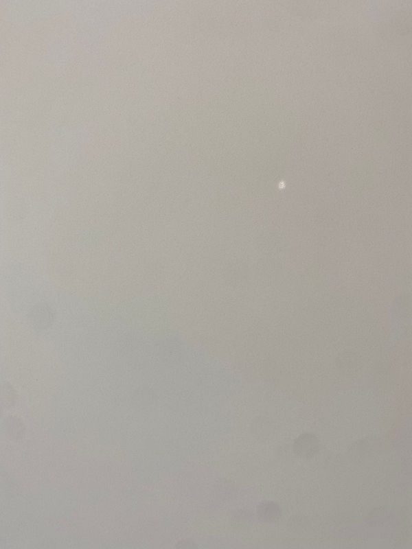 Ultima White quartz slab close-up